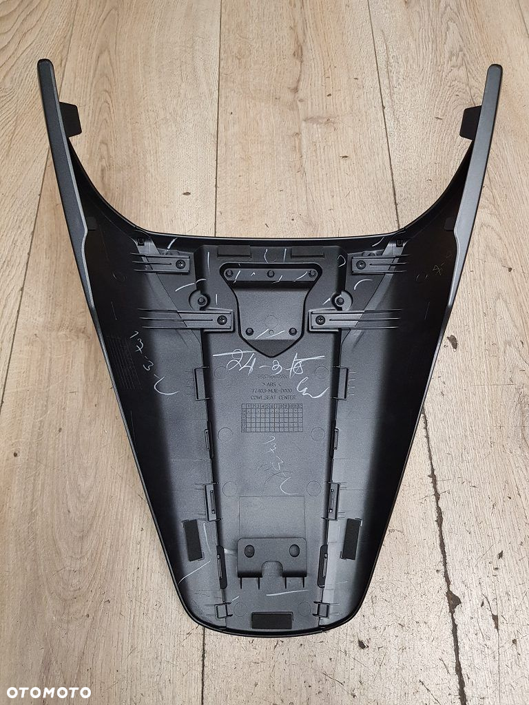 Nakładka siedzenia Honda CB 650 F / CBR 650 F  08F70-MJE-D00ZD - 9