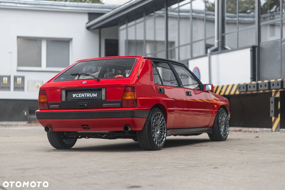 Lancia Delta - 11