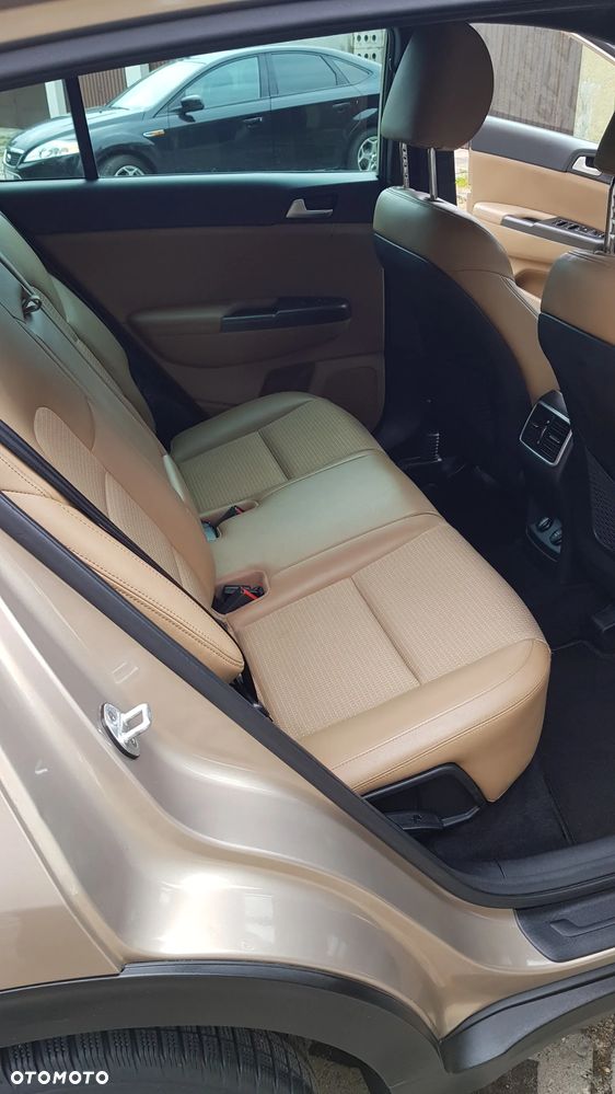 Kia Sportage 1.6 GDI L 2WD - 12