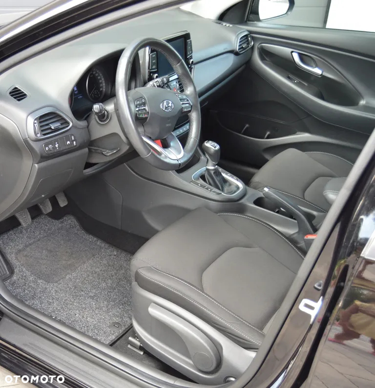 Hyundai i30 1.4 T-GDI YES - 8