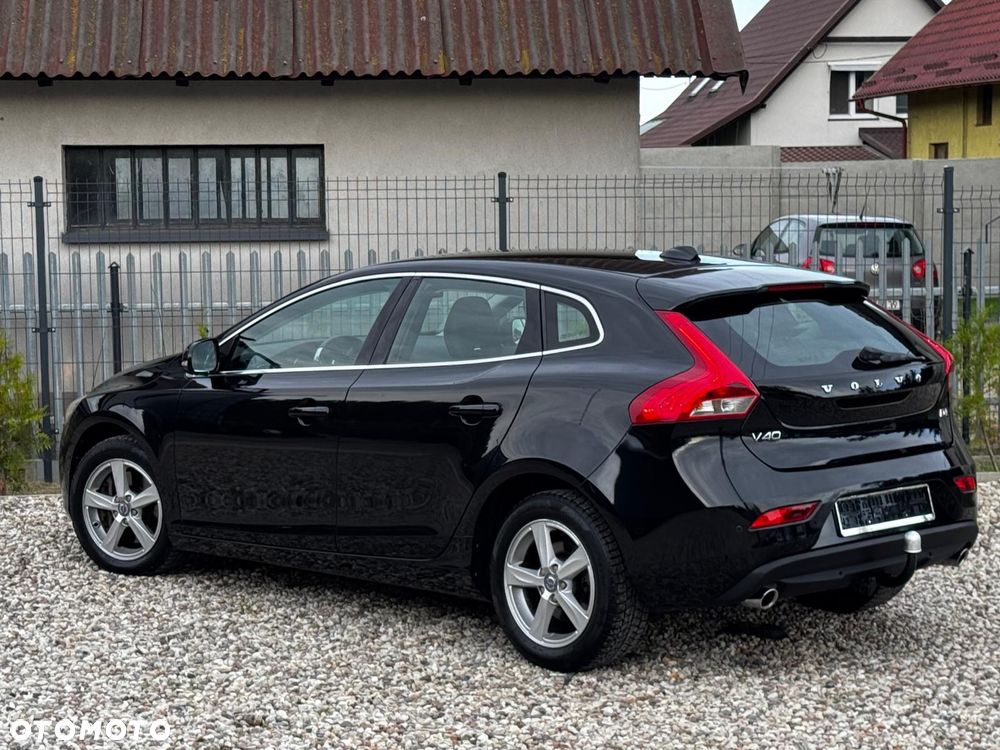 Volvo V40 D4 Inscription - 4
