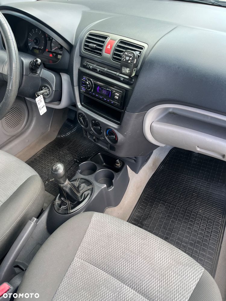 Kia Picanto 1.1 - 18