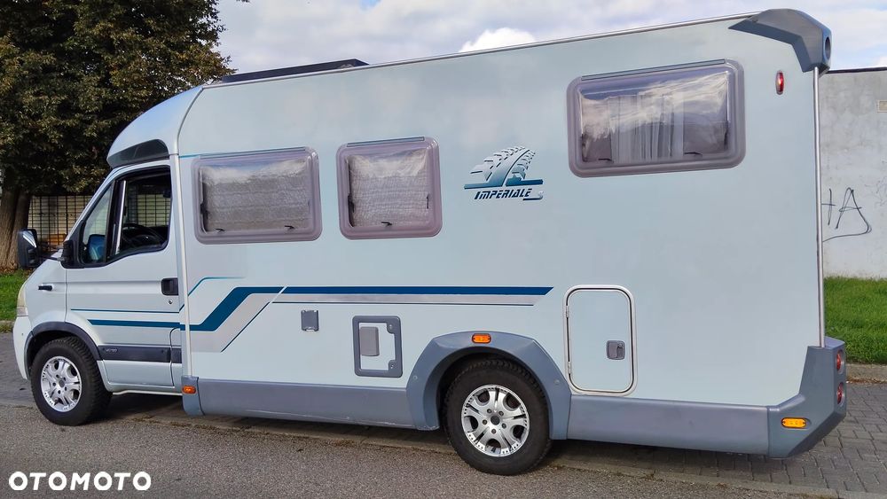 Renault KNAUS - 22