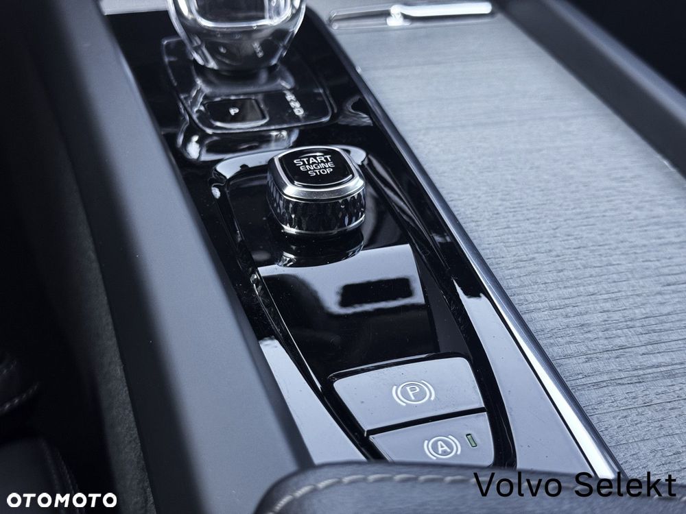 Volvo XC 60 - 21