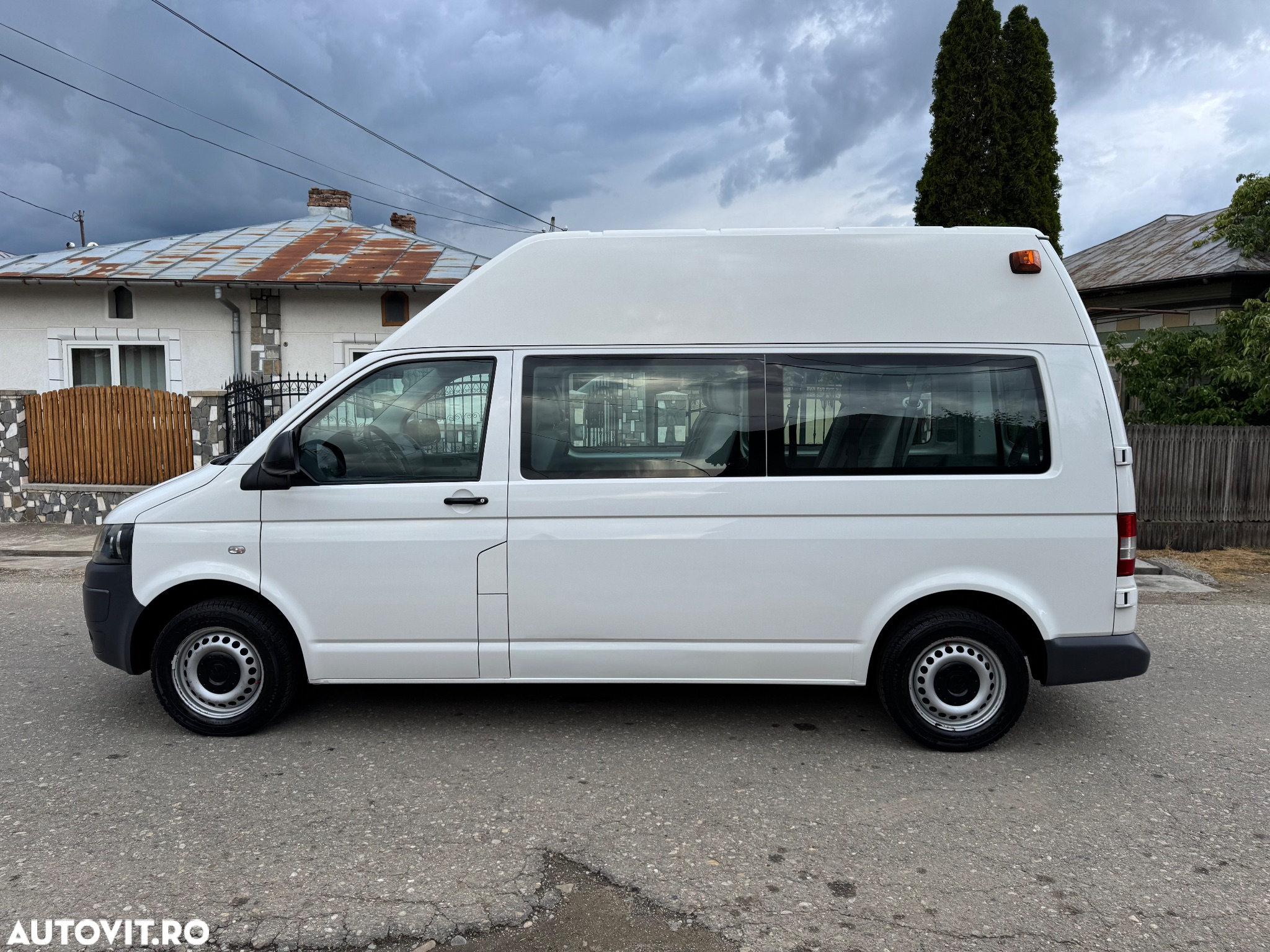 Volkswagen Transporter - 14