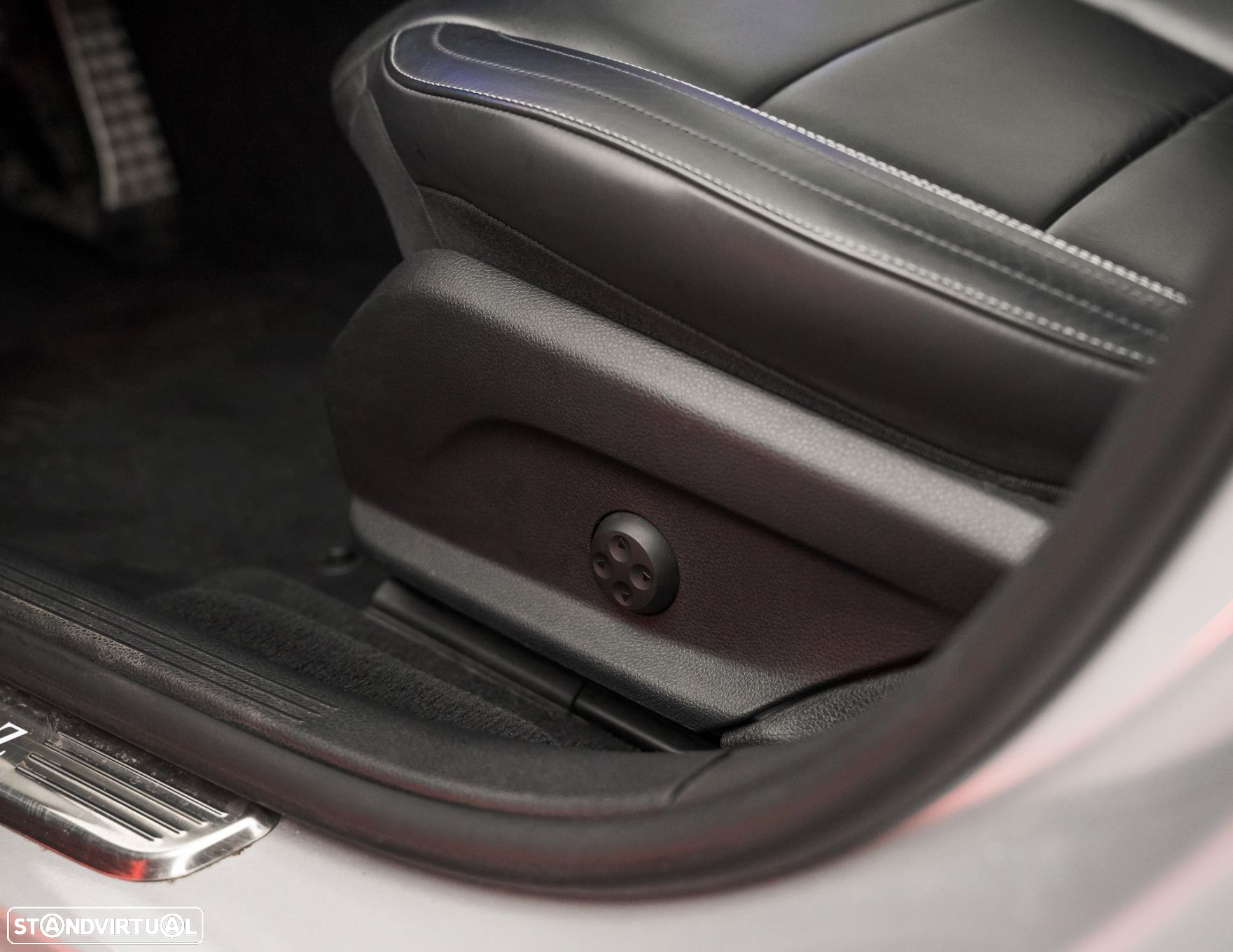Mercedes-Benz E 300 de AMG Line - 20