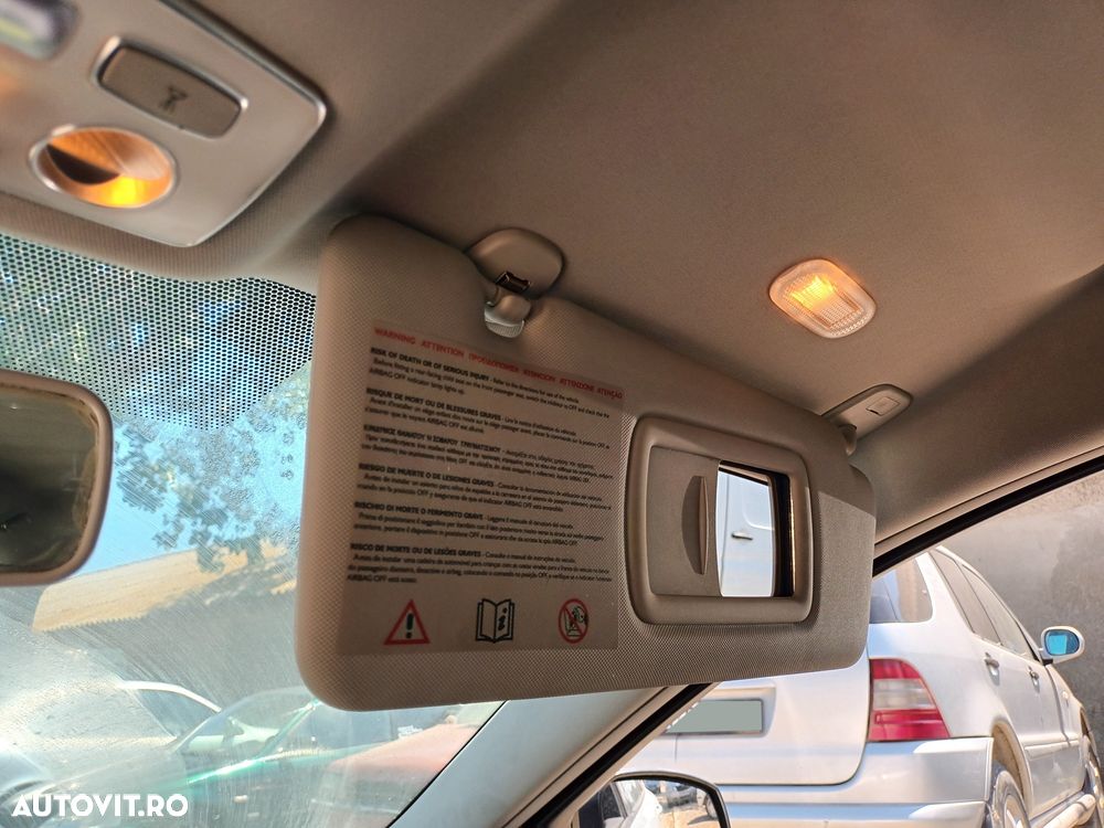 Dezmembrari  Renault LAGUNA 3  2007  > 0000 2.0 dCi (BT08, BT0K, BT0J - 34