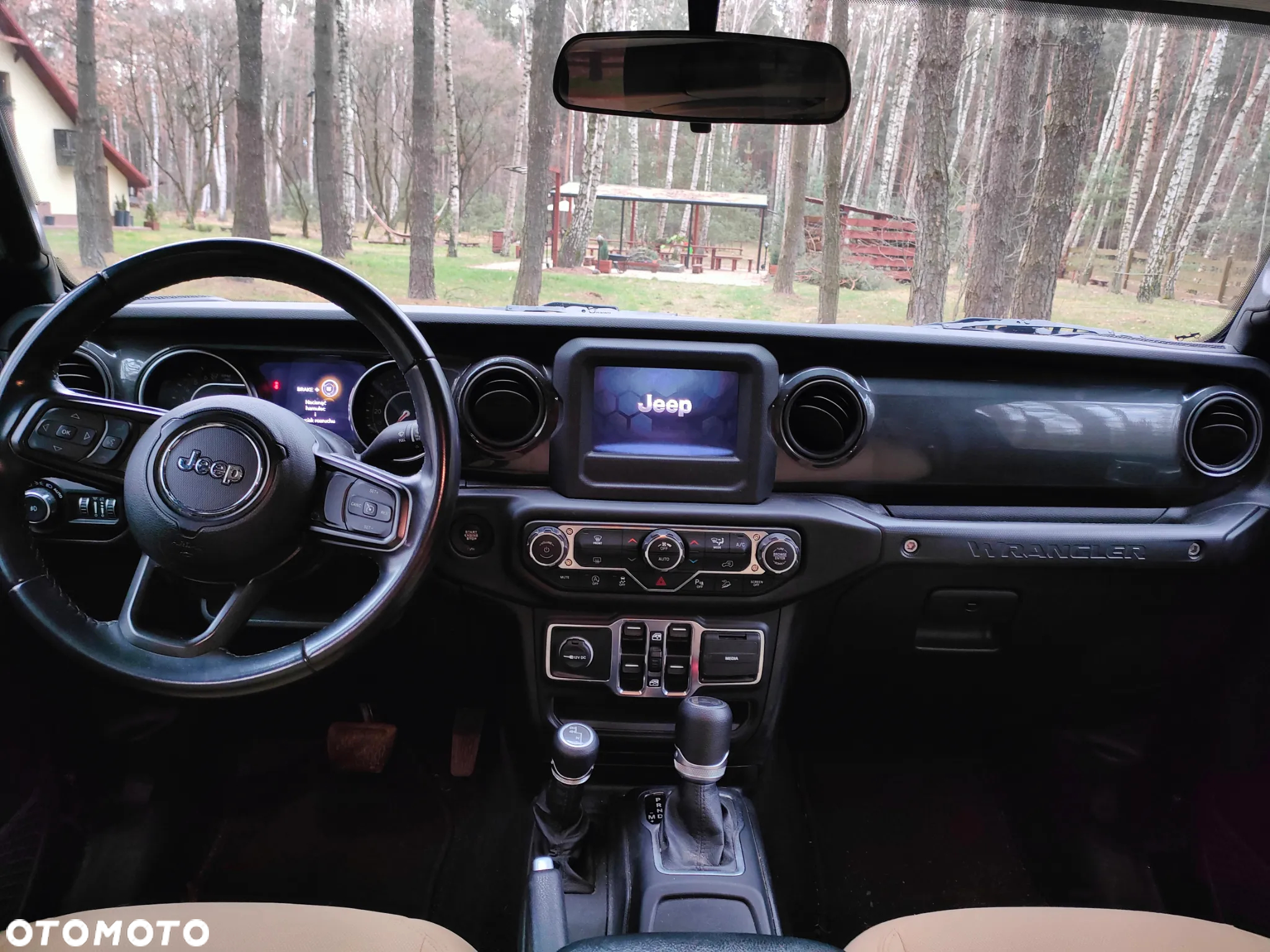 Jeep Wrangler - 15