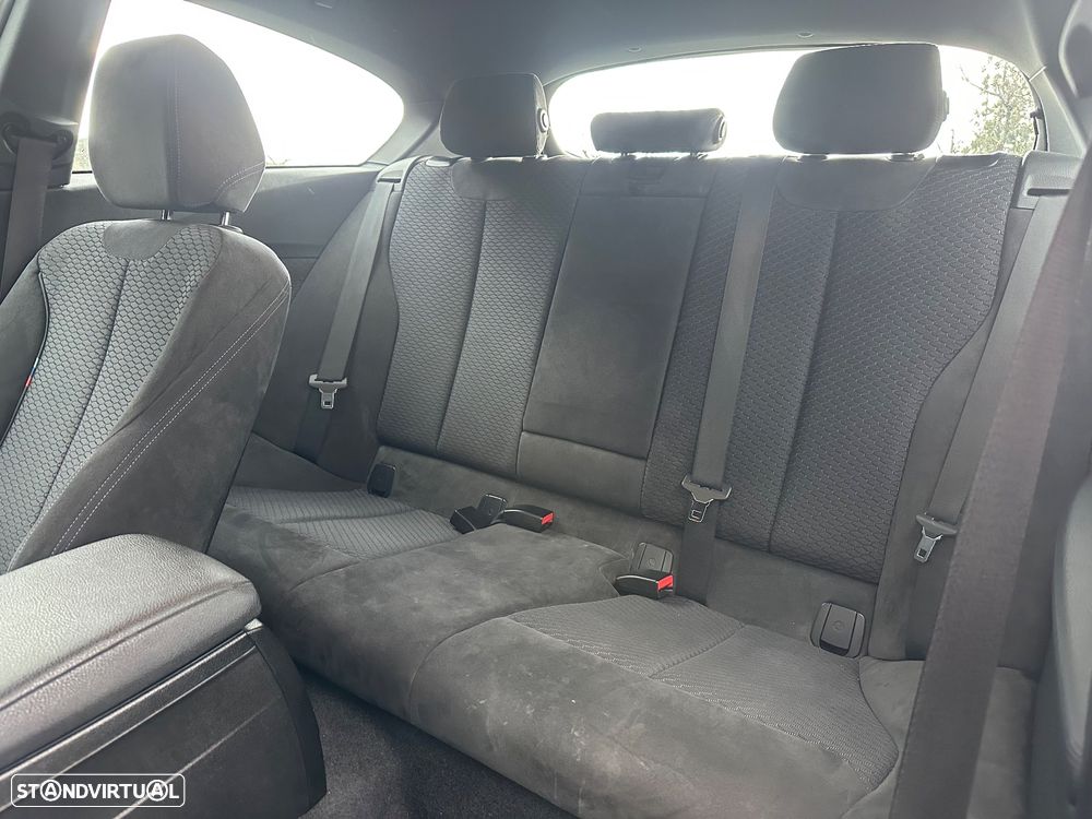 BMW 116 d Pack M - 28