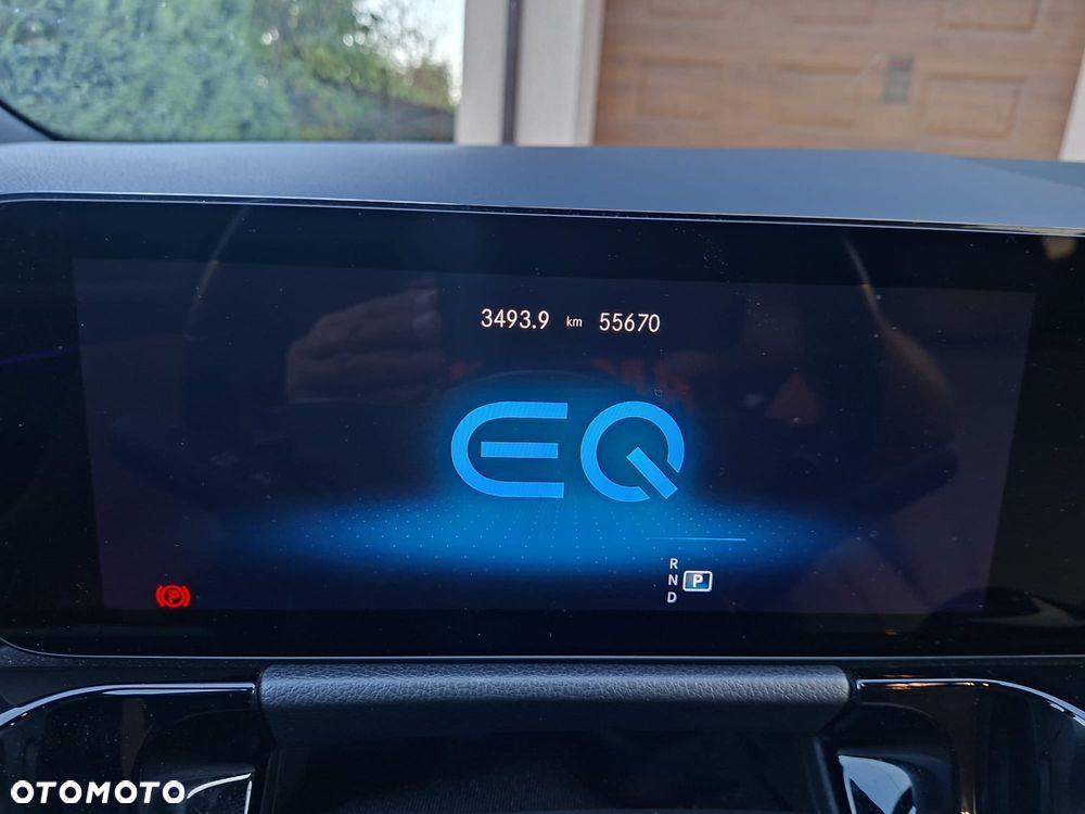Mercedes-Benz EQA 250+ Electric Art - 27