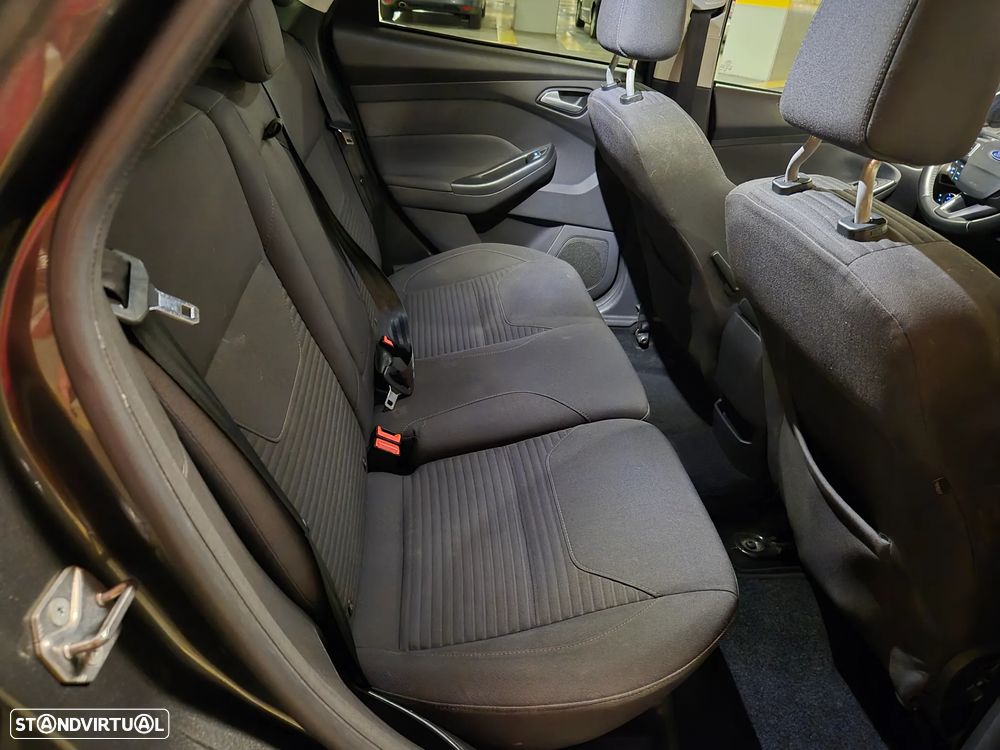 Ford Focus SW 1.5 TDCi Titanium - 26