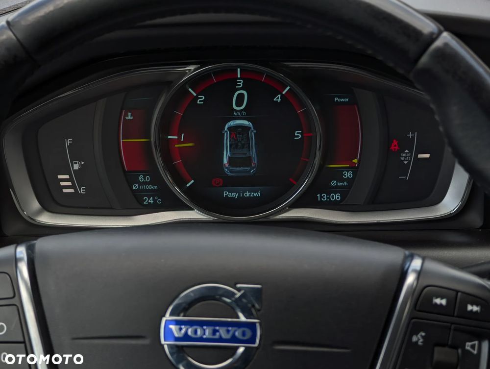 Volvo XC 60 D4 Momentum - 29