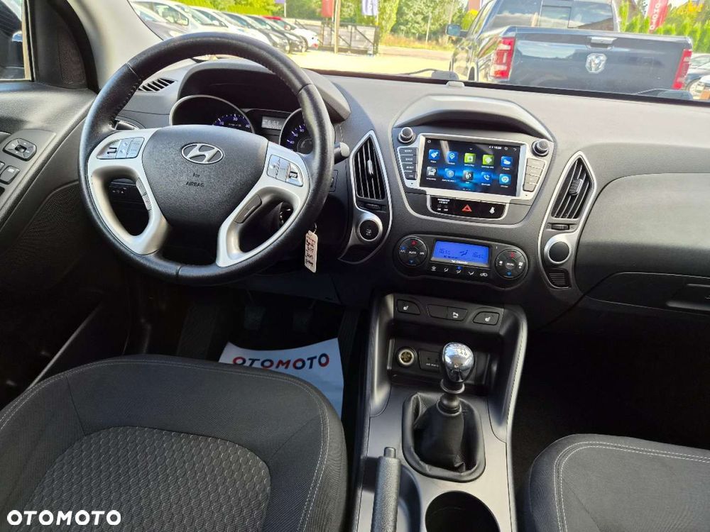 Hyundai ix35 1.7 CRDi 2WD Fifa World Cup Edition - 8