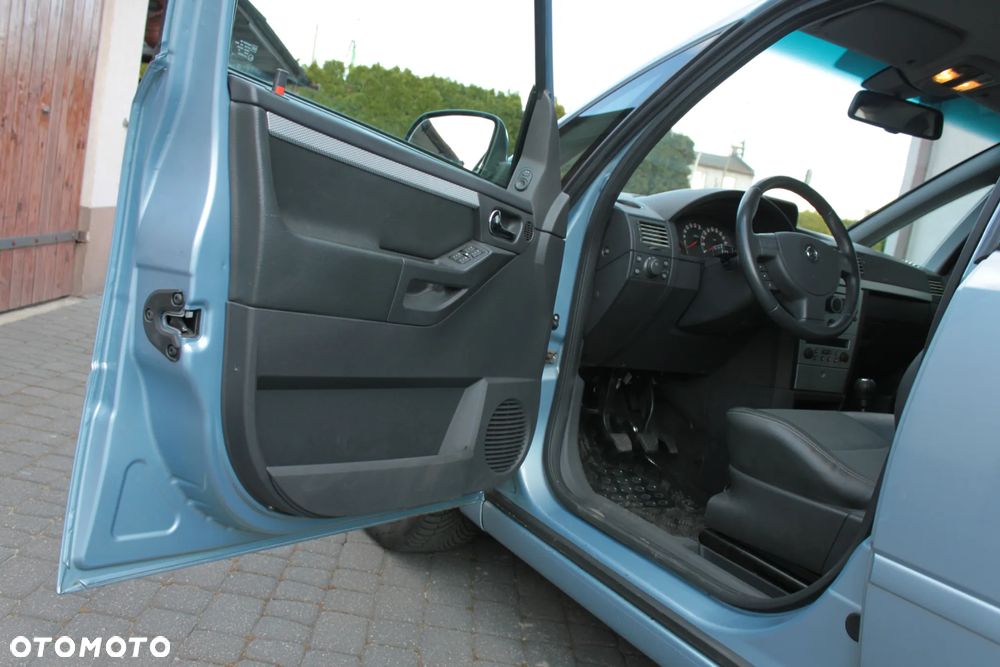 Opel Meriva - 11