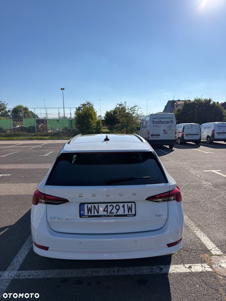Skoda Octavia 2.0 TDI DSG 4x4 Style - 9