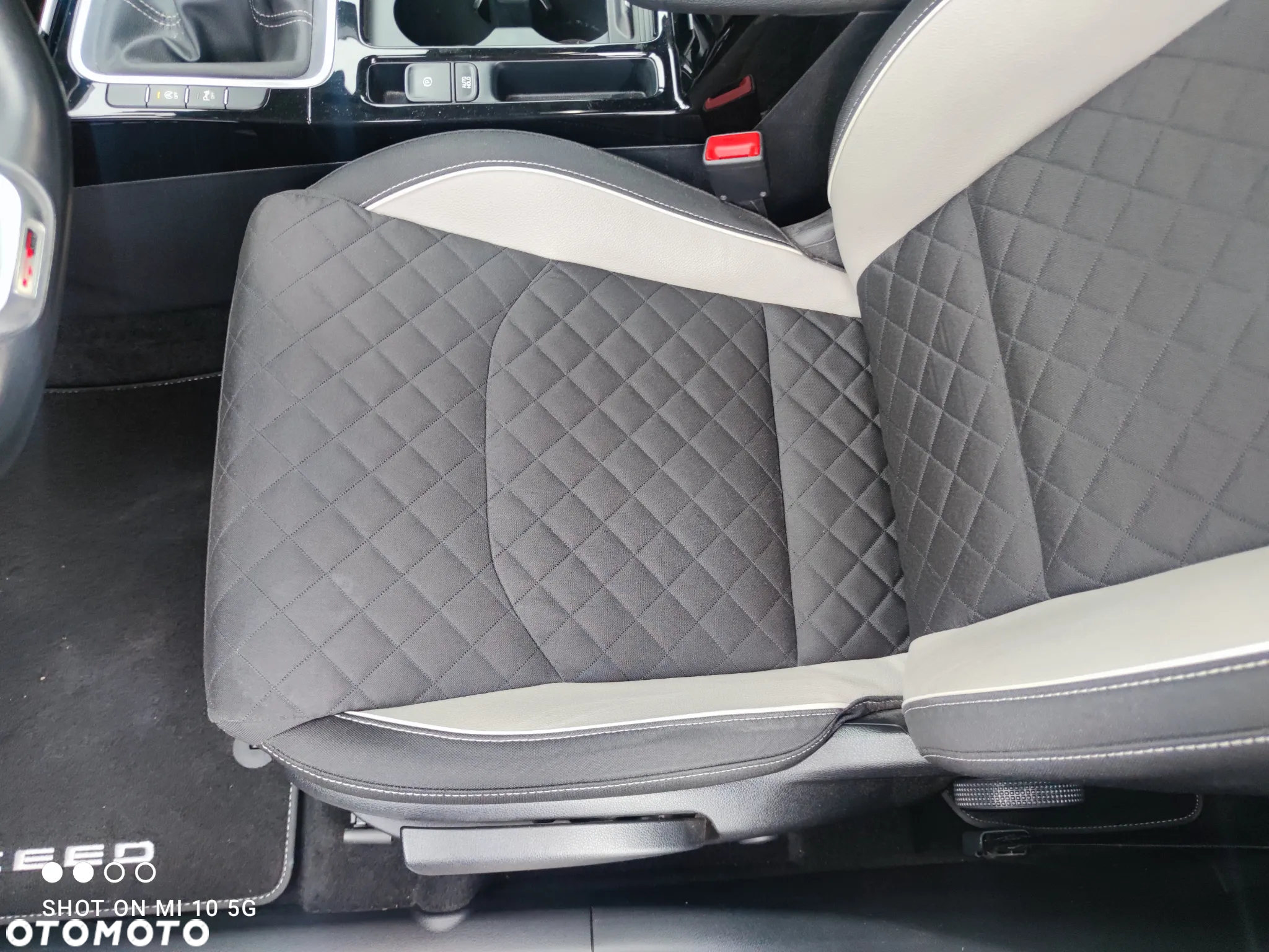 Kia Ceed SW 1.6 CRDi GT Line - 29