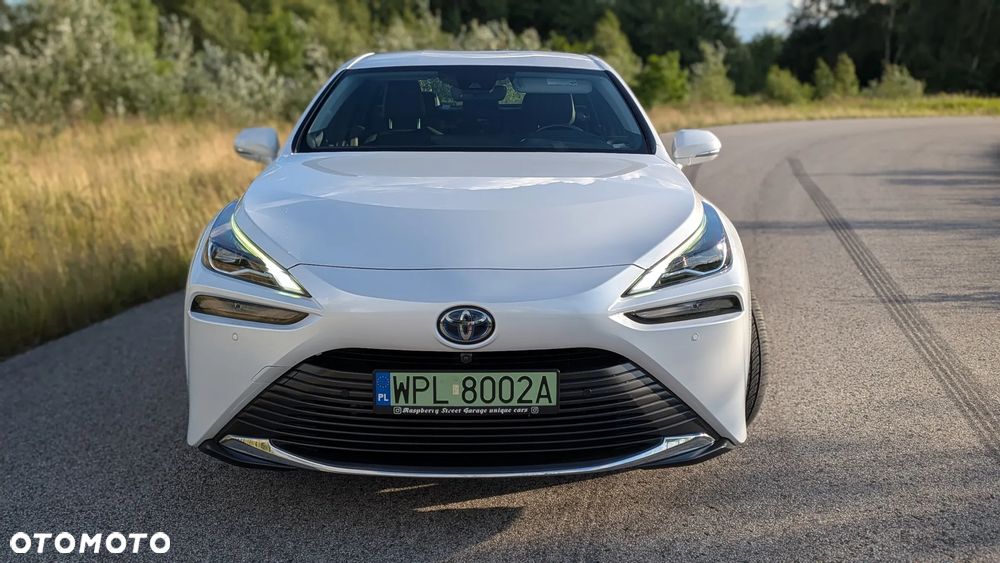Toyota Mirai Executive - 8