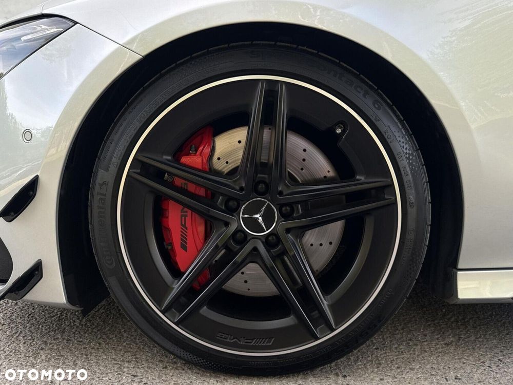 Mercedes-Benz CLA - 27