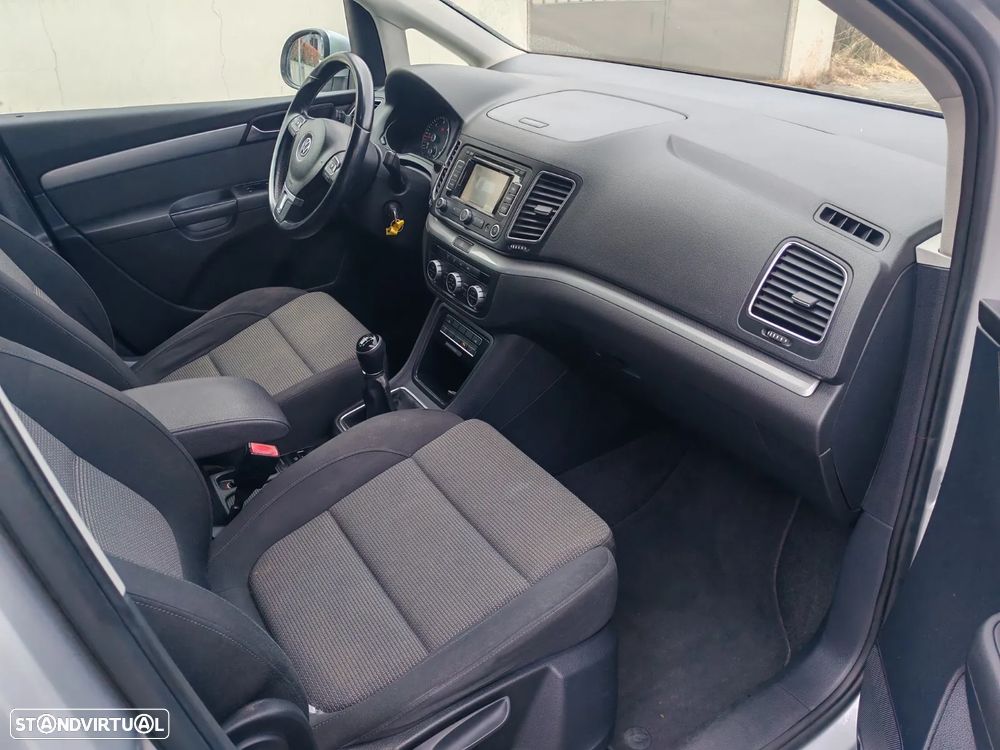 VW Sharan - 9