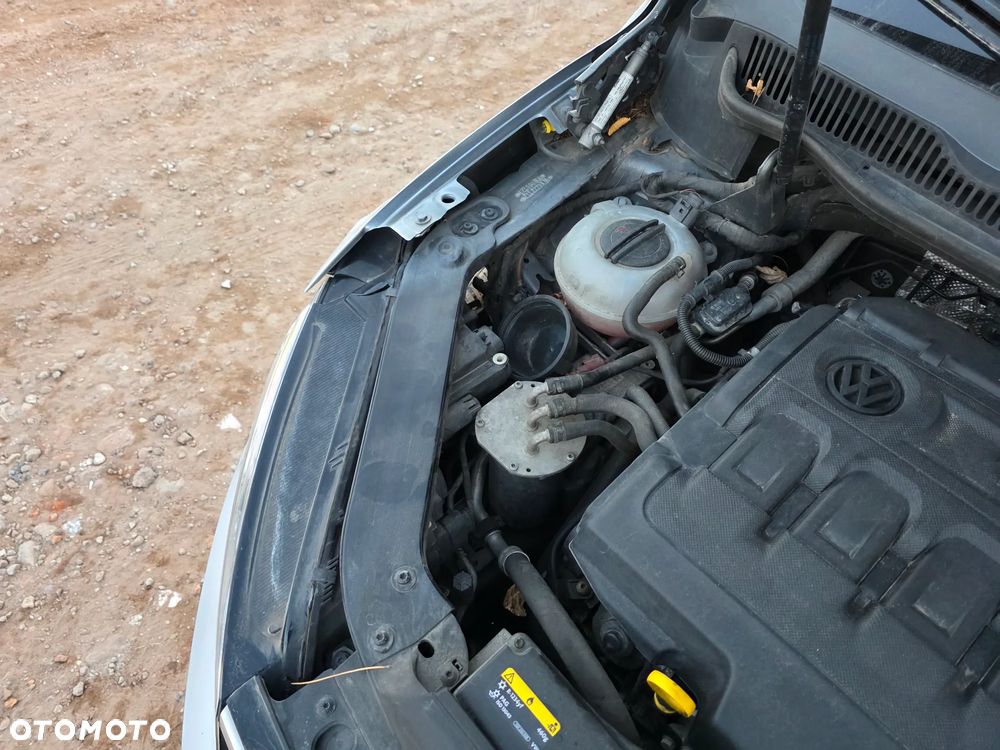 Volkswagen Touran - 8