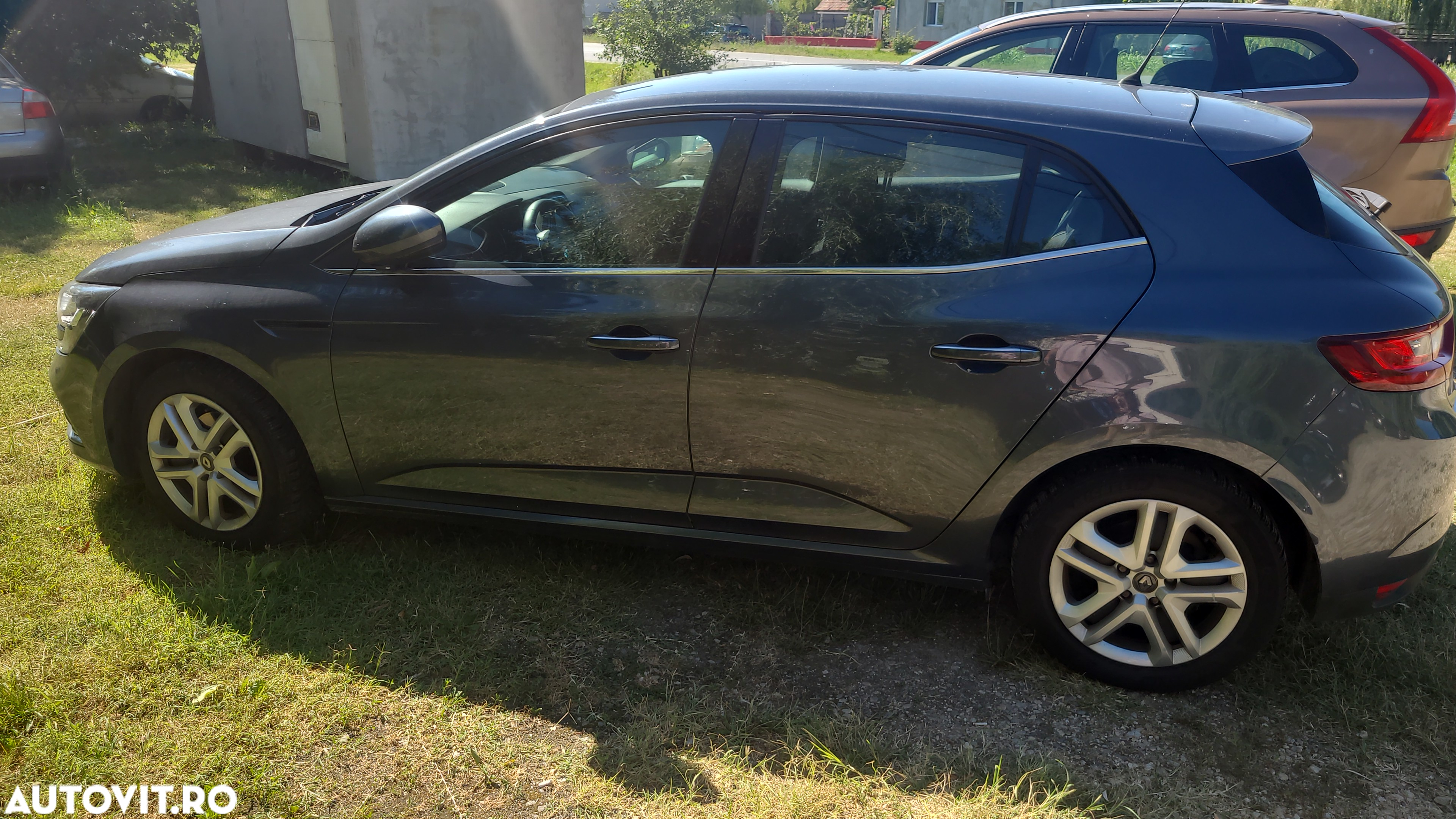 dezmembrez renault megan 4 2019 - 5