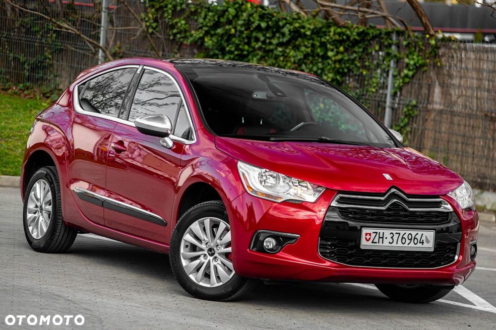 Citroën DS4 1.6 THP SoChic - 1