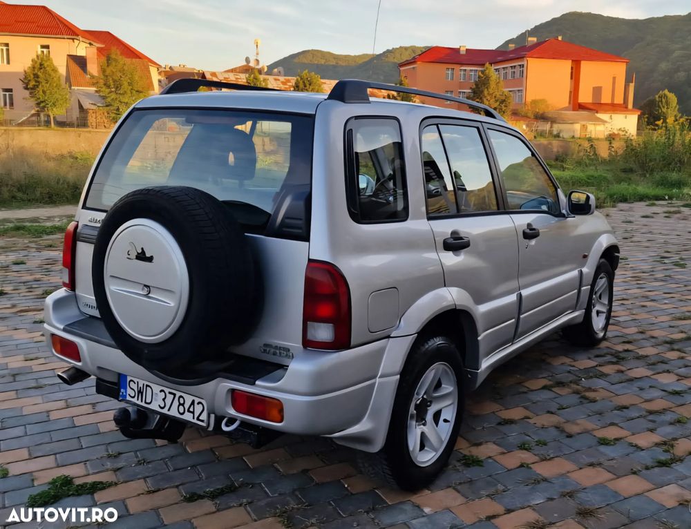Suzuki Grand Vitara 2.0 TD Comfort - 3