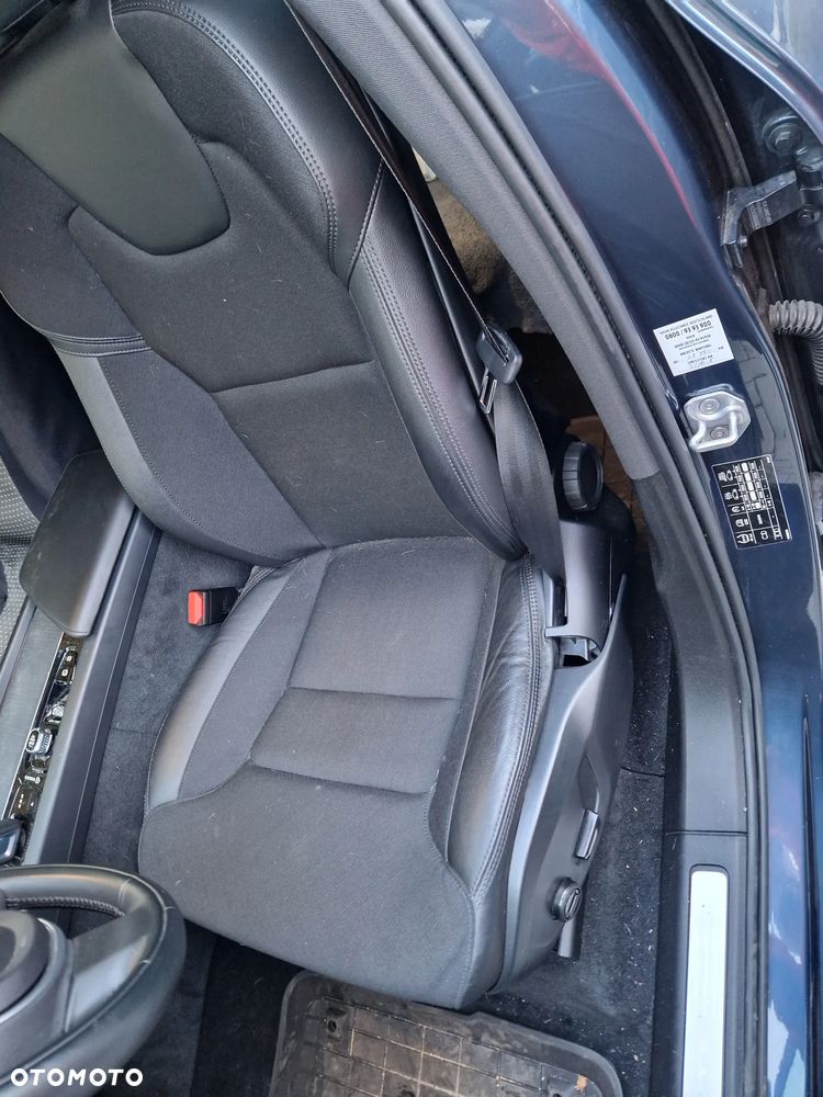 Volvo XC 60 B4 D Inscription - 14
