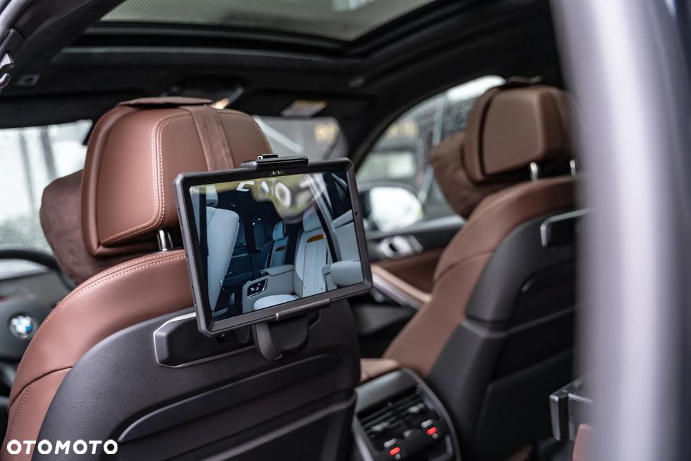 BMW X6 M60i xDrive - 33