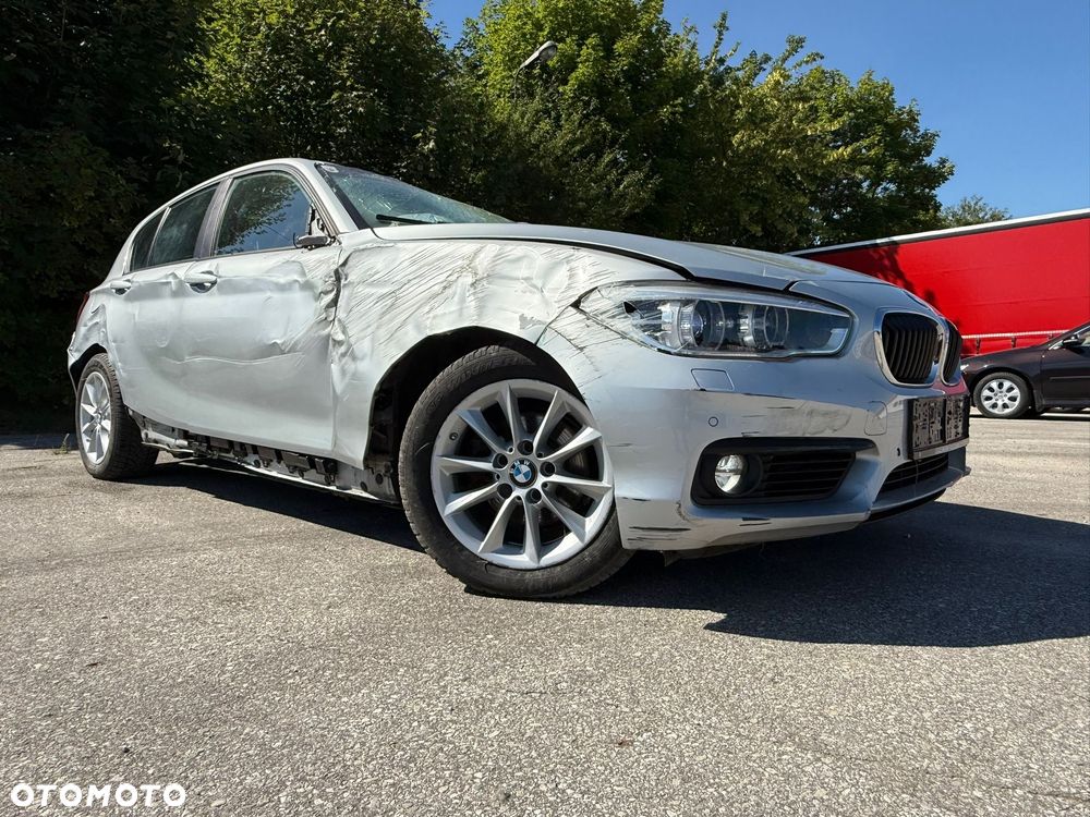 BMW Seria 1 118i GPF Sport Line - 24