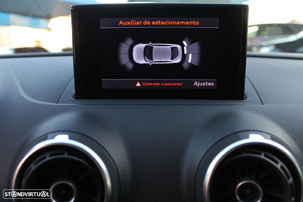 Audi A3 Limousine 1.6 TDI Sport - 16