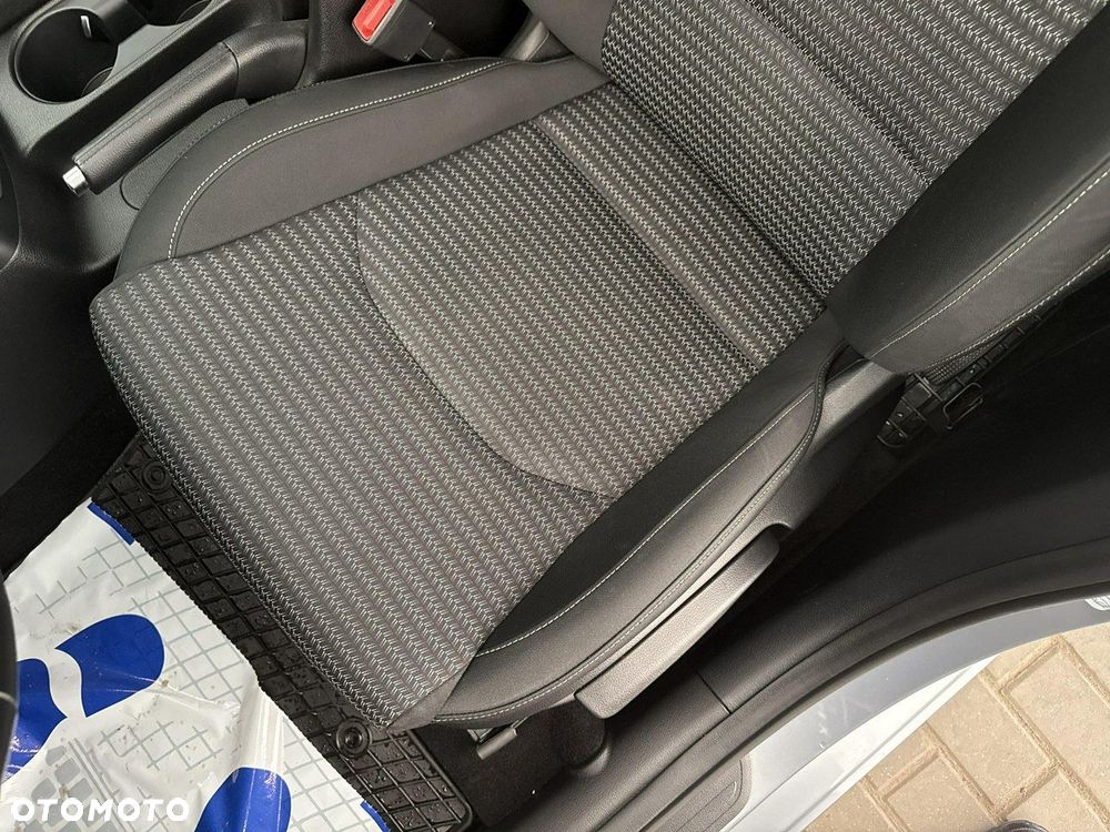 Kia Ceed - 18