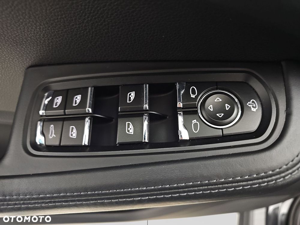 Porsche Macan Standard - 11