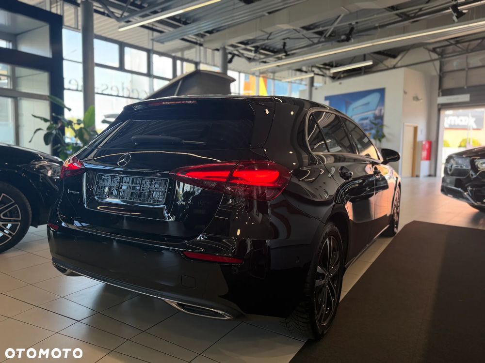 Mercedes-Benz Klasa A 200 Progressive 7G-DCT - 10