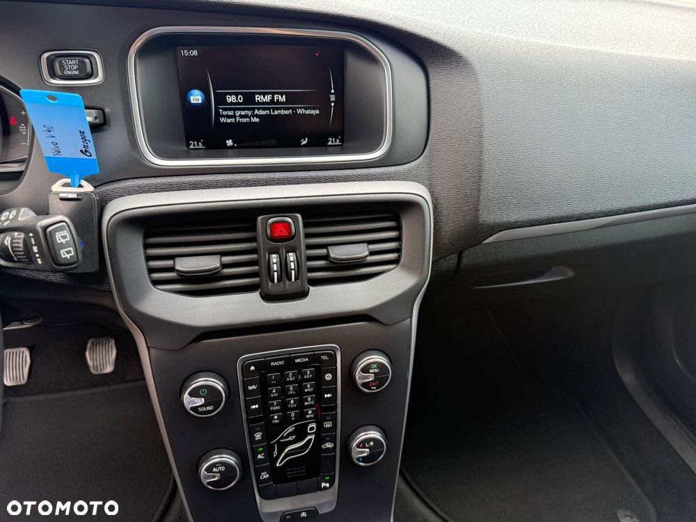 Volvo V40 D2 - 13