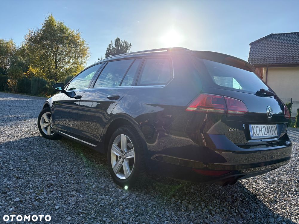 Volkswagen Golf - 11