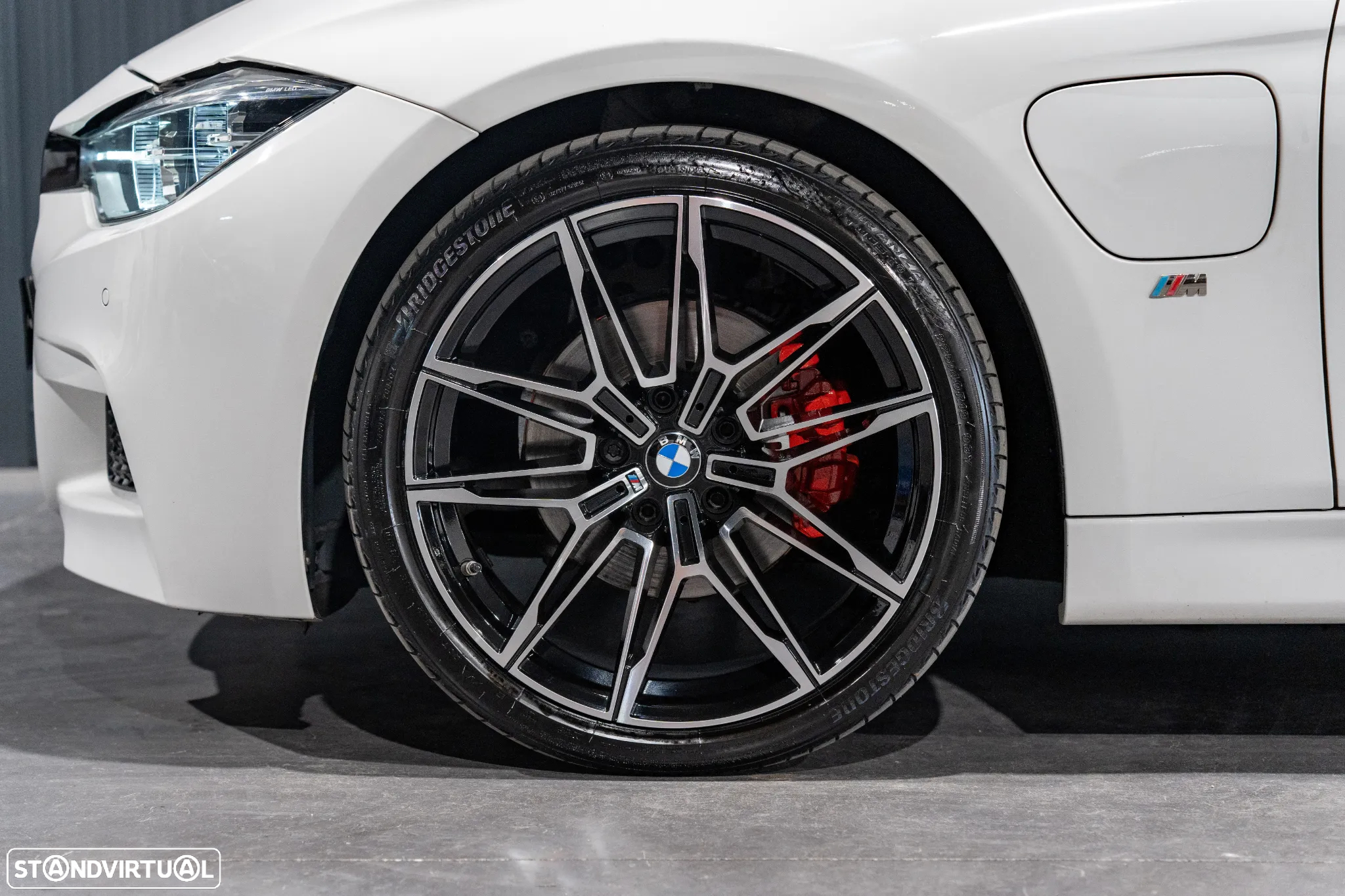 BMW 330 e iPerformance Pack M - 33