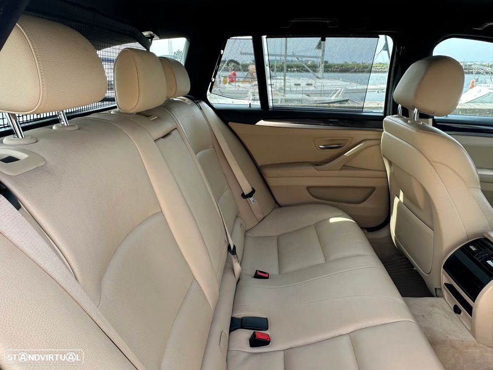 BMW 520 d Pack M Auto - 31