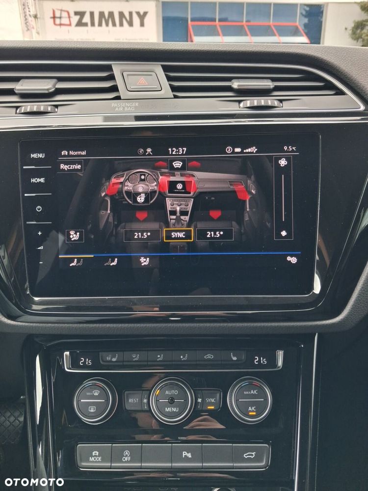 Volkswagen Touran - 23