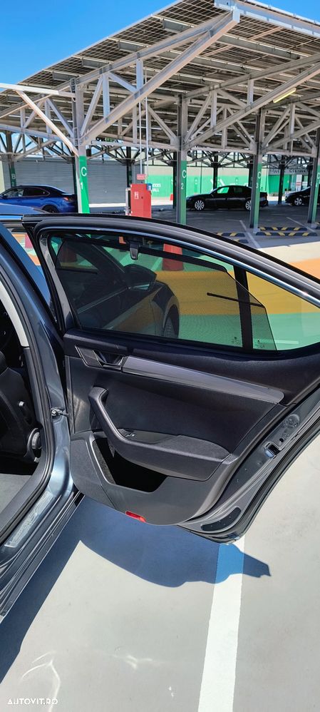 Skoda Superb 2.0 TDI DSG Style - 25