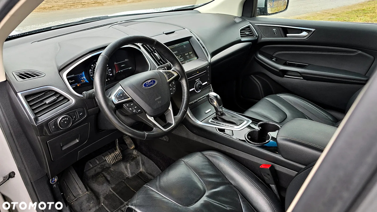 Ford Edge - 11