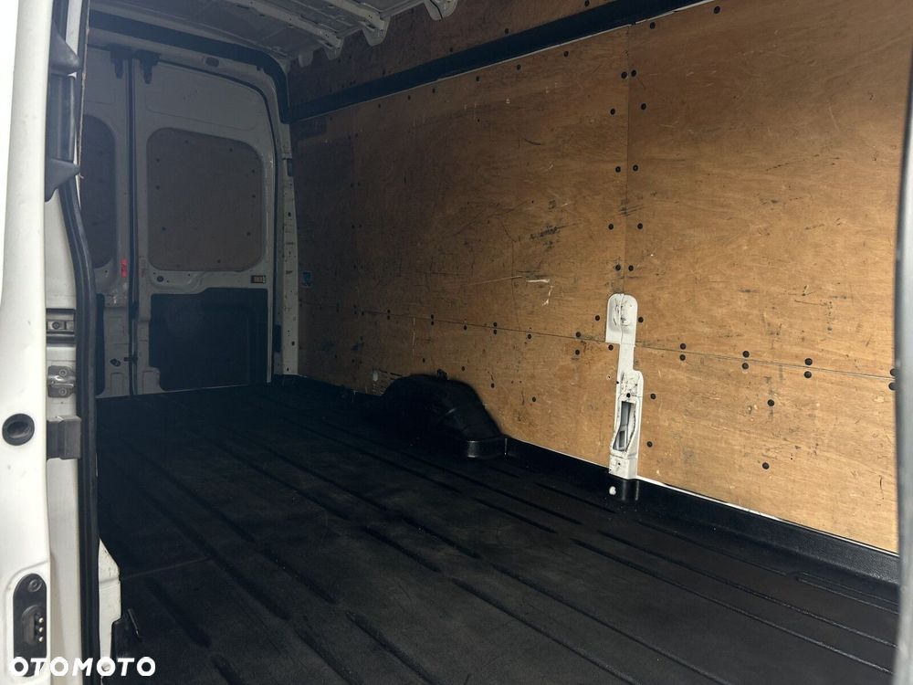 Ford transit - 26