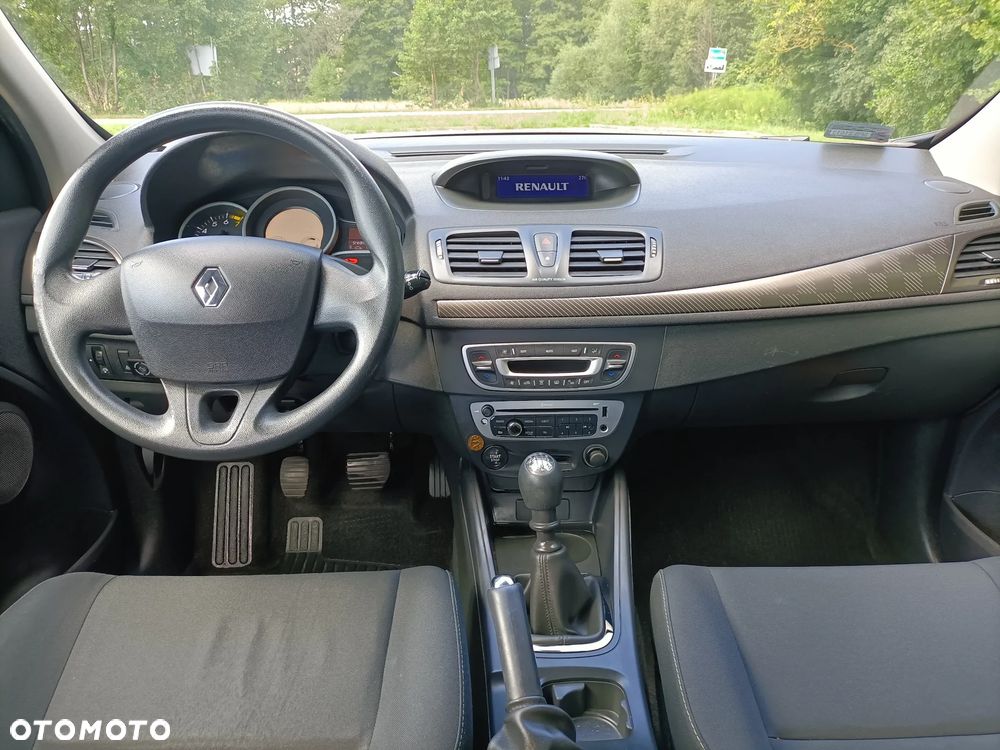Renault Megane 1.6 16V Dynamique Euro5 - 10