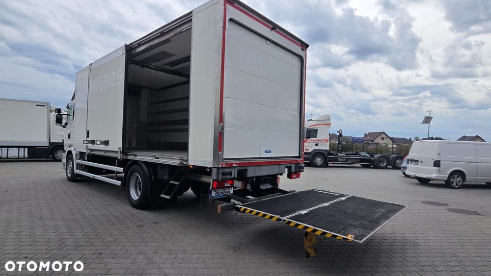 Scania G410 Euro 6  bez EGR 4x2 chłodnia full air kurierka rama do zabudowy import Szwajcaria piękny stan! - 5