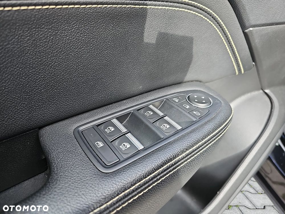 Renault Arkana 1.6 E-TECH Techno MMT - 26