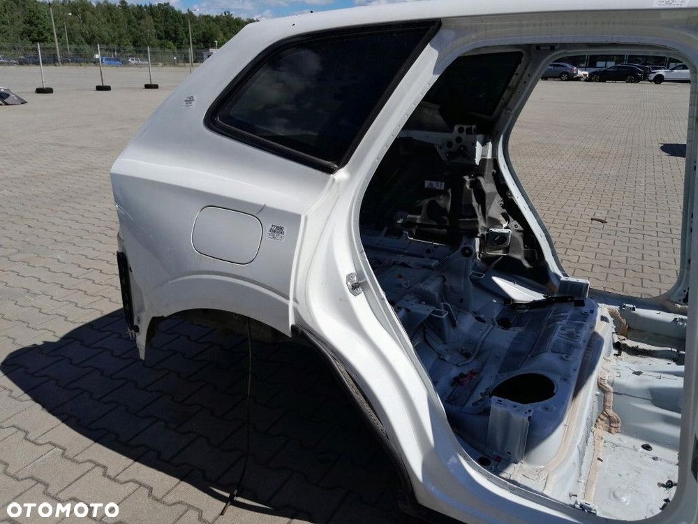 VOLVO XC60 II BŁOTNIK ĆWIARTKA TYŁ TYLNA PRAWA 19-614 - 3
