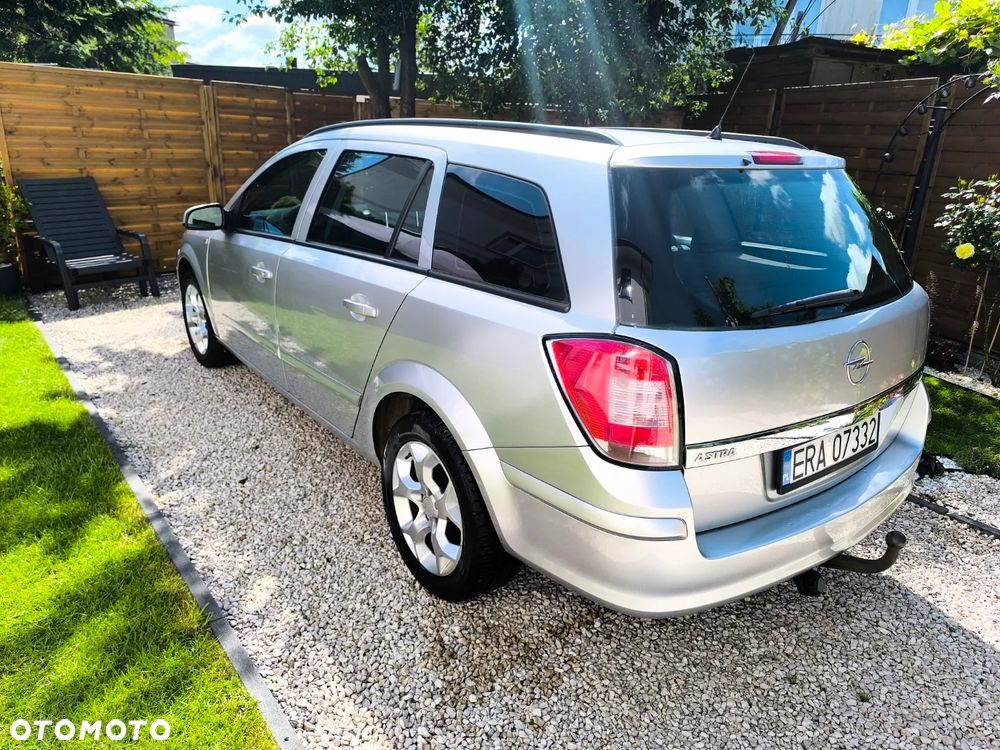 Opel Astra 1.7 CDTI - 11