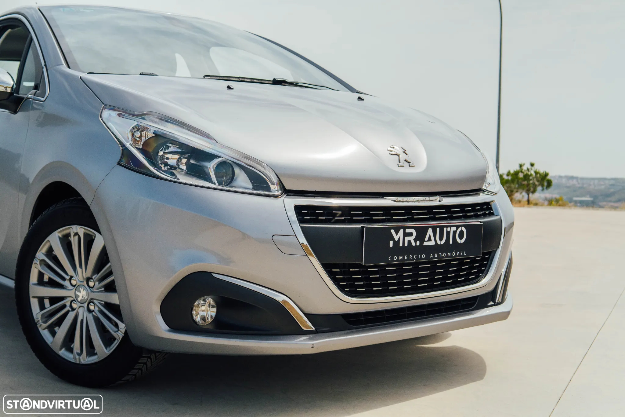 Peugeot 208 1.5 BlueHDi Allure - 3