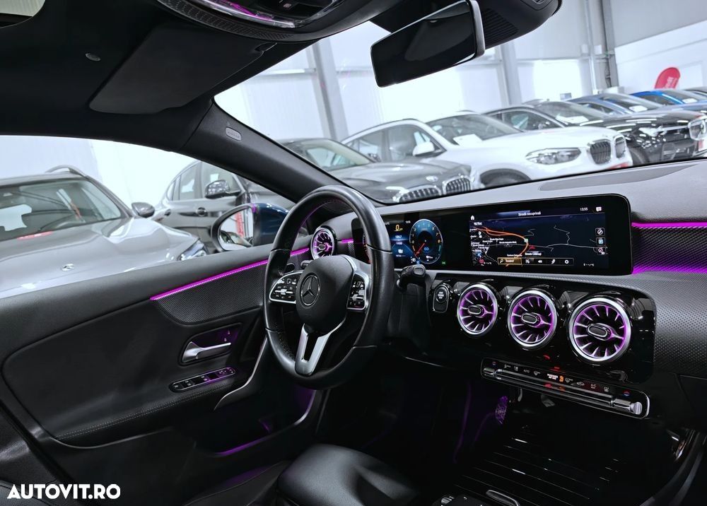 Mercedes-Benz A 250 e Sedan 8G-DCT - 10