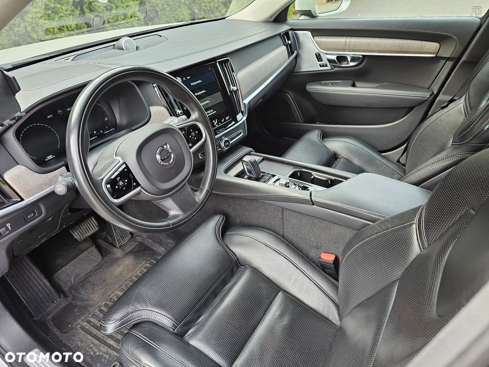 Volvo V90 Cross Country - 5